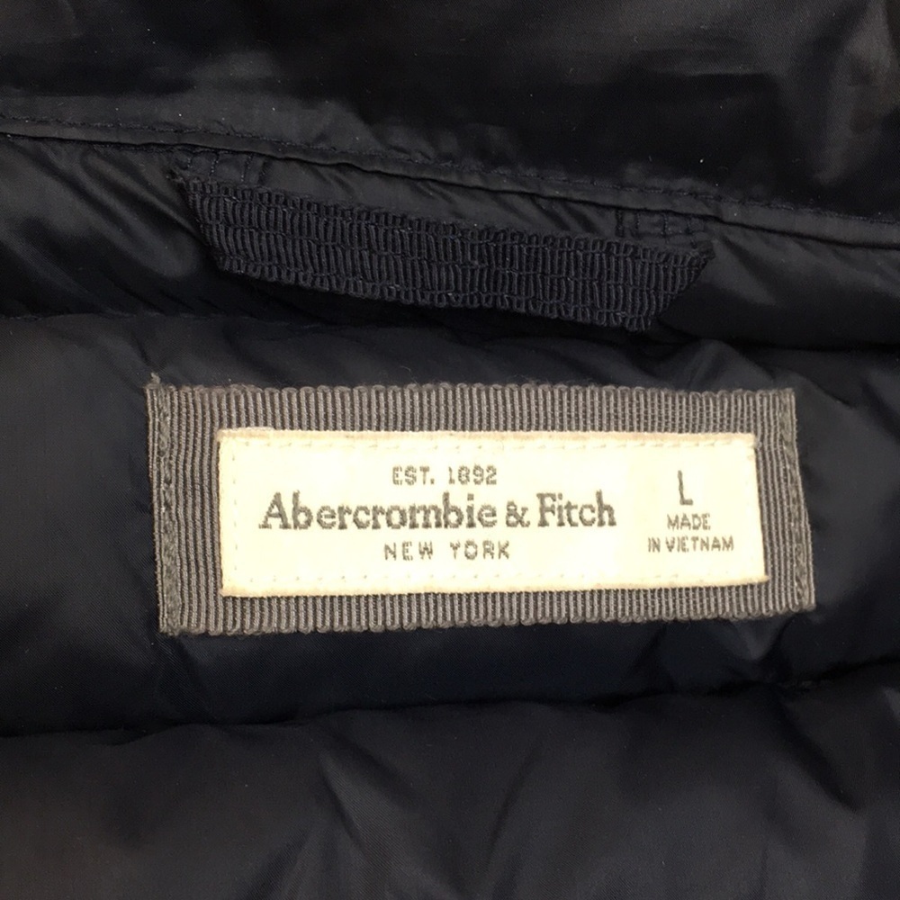Abercrombie & Fitch Navy Down Vest - Picture 5 of 7